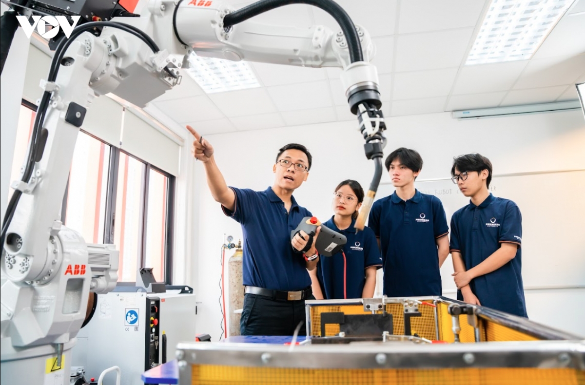 Các trường đại học trọng điểm phải đóng vai trò "đầu tàu công nghệ"